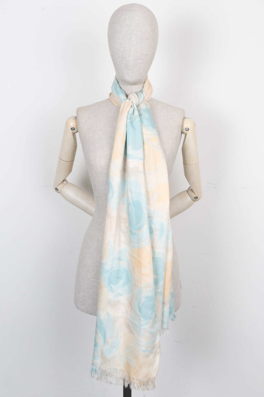 Écharpe LORO PIANA à motif floral bleu pastel jaune