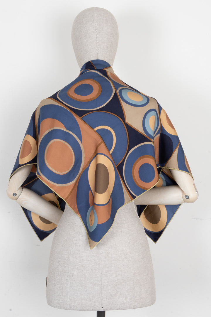 Foulard LORO PIANA Circle Print 90 en soie marron