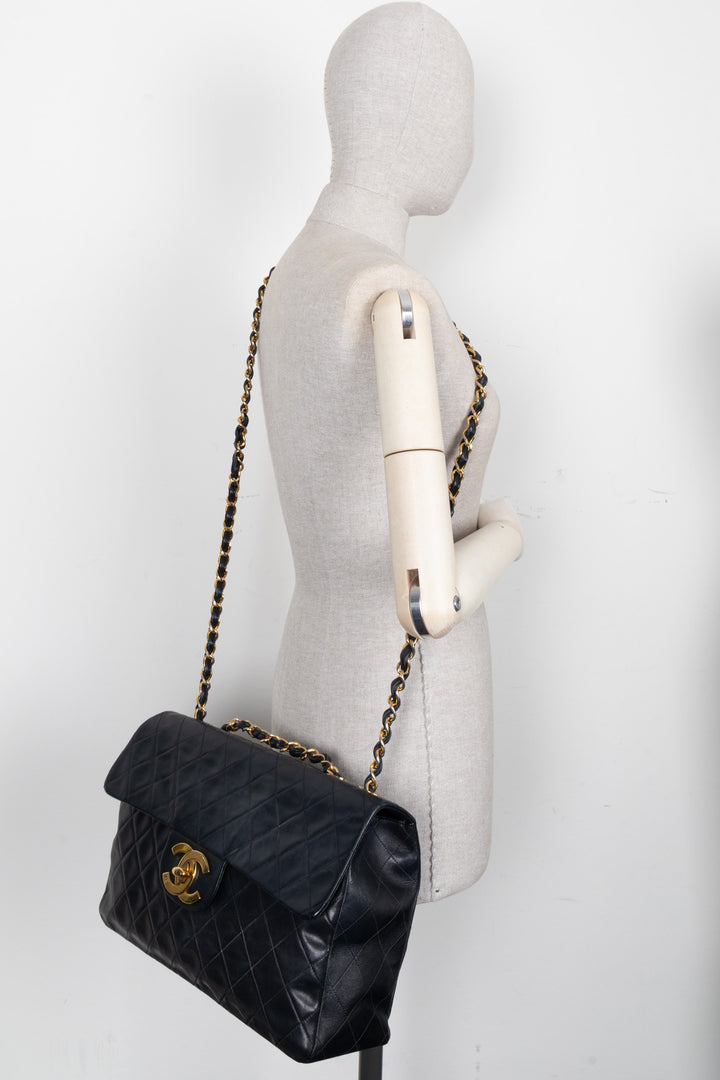 CHANEL Vintage Jumbo Single Flap Bag Leather Black