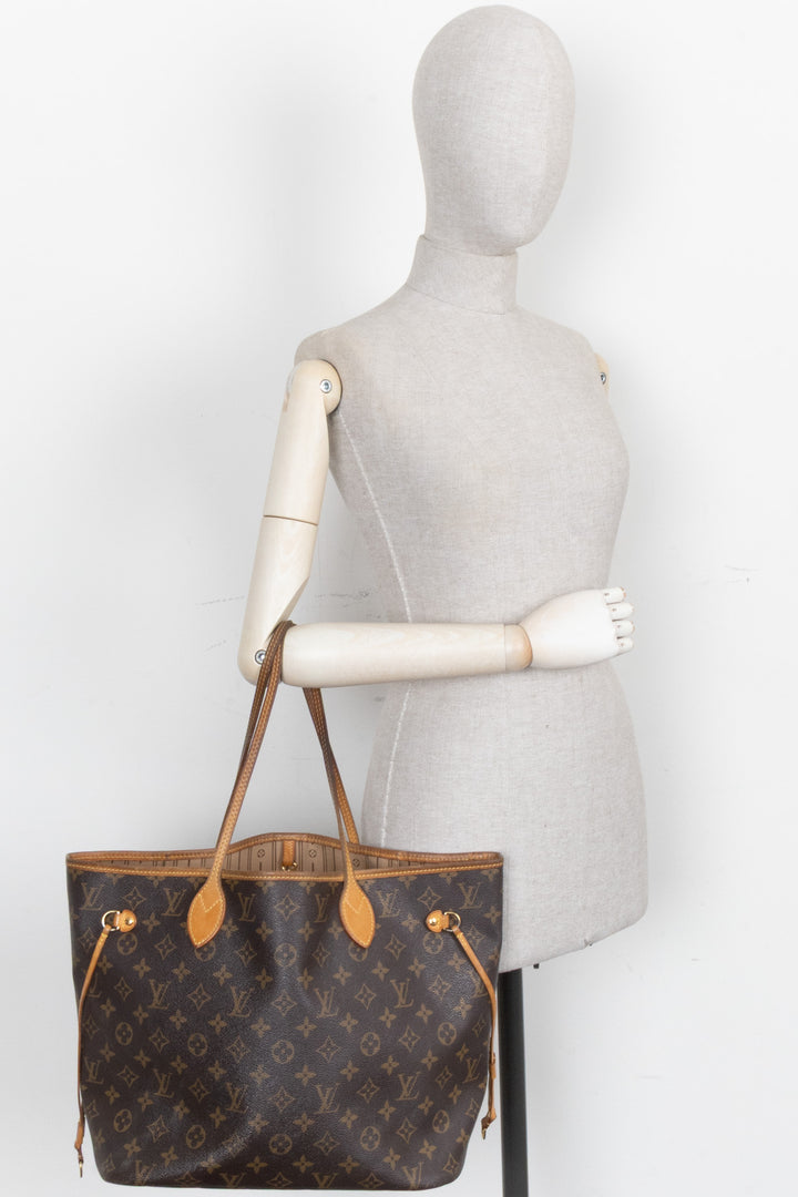 LOUIS VUITTON Neverfull MM MNG Canvas