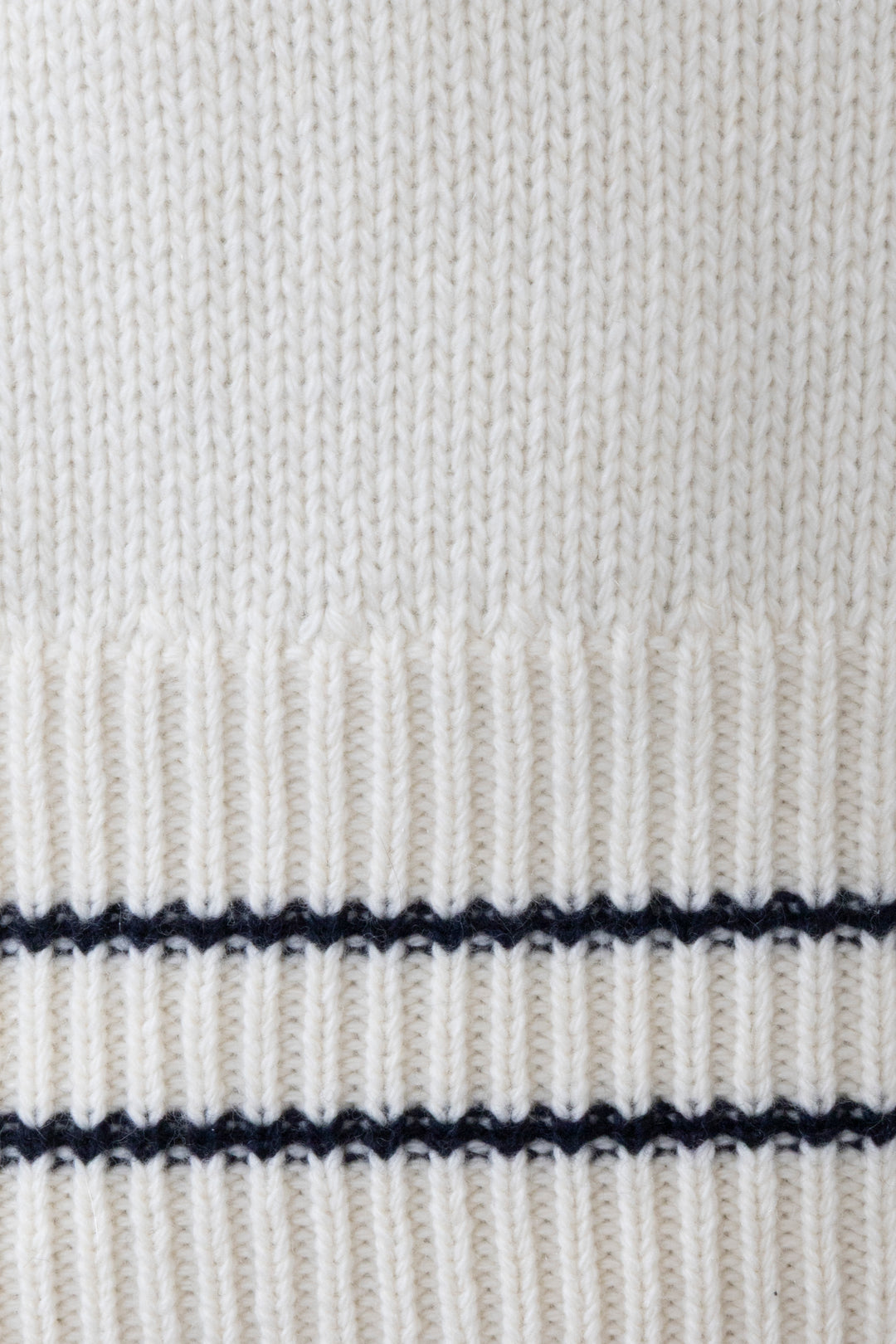 CHRISTIAN DIOR Logo Short Sleeve Knit White