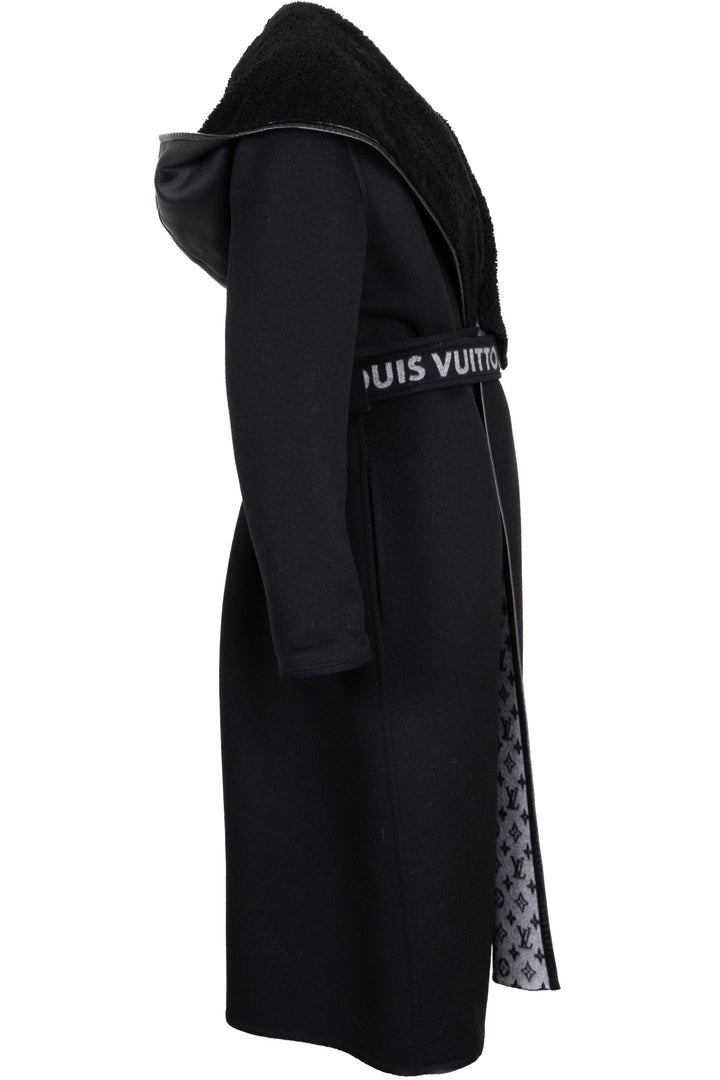 Manteau LOUIS VUITTON à col châle et ceinture en peau lainée noir