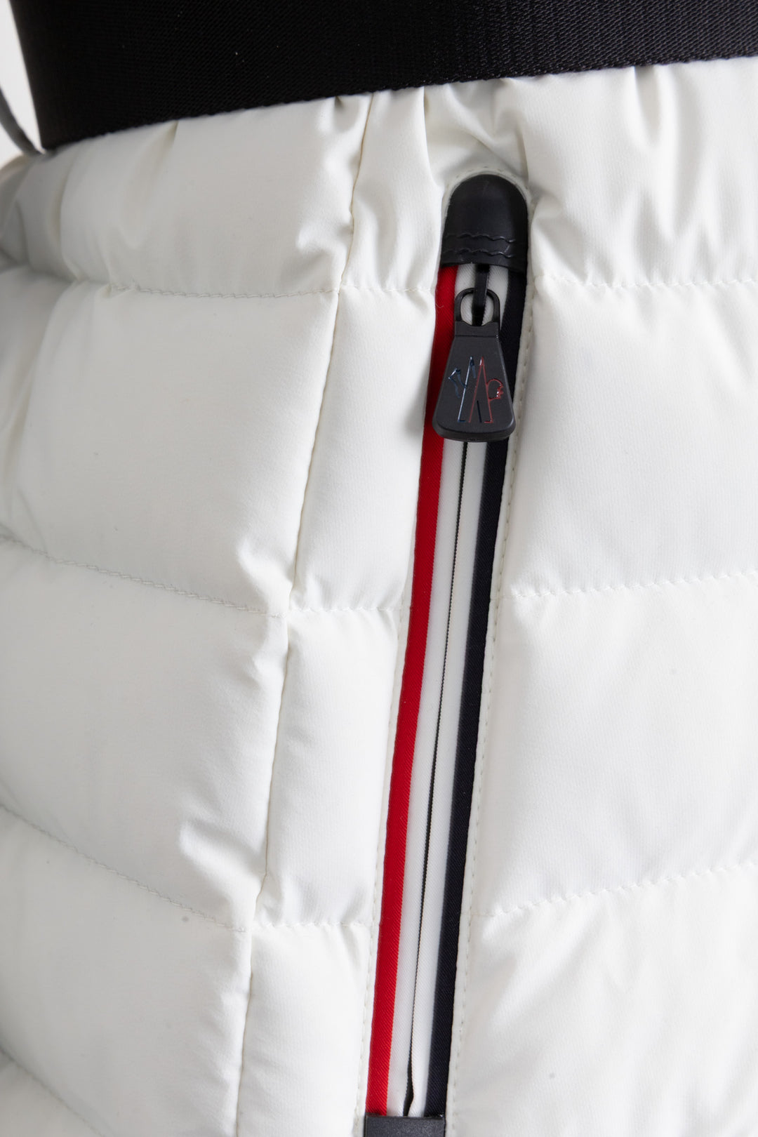 Doudoune de ski ceinturée Moncler Grenoble Bruche blanc cassé