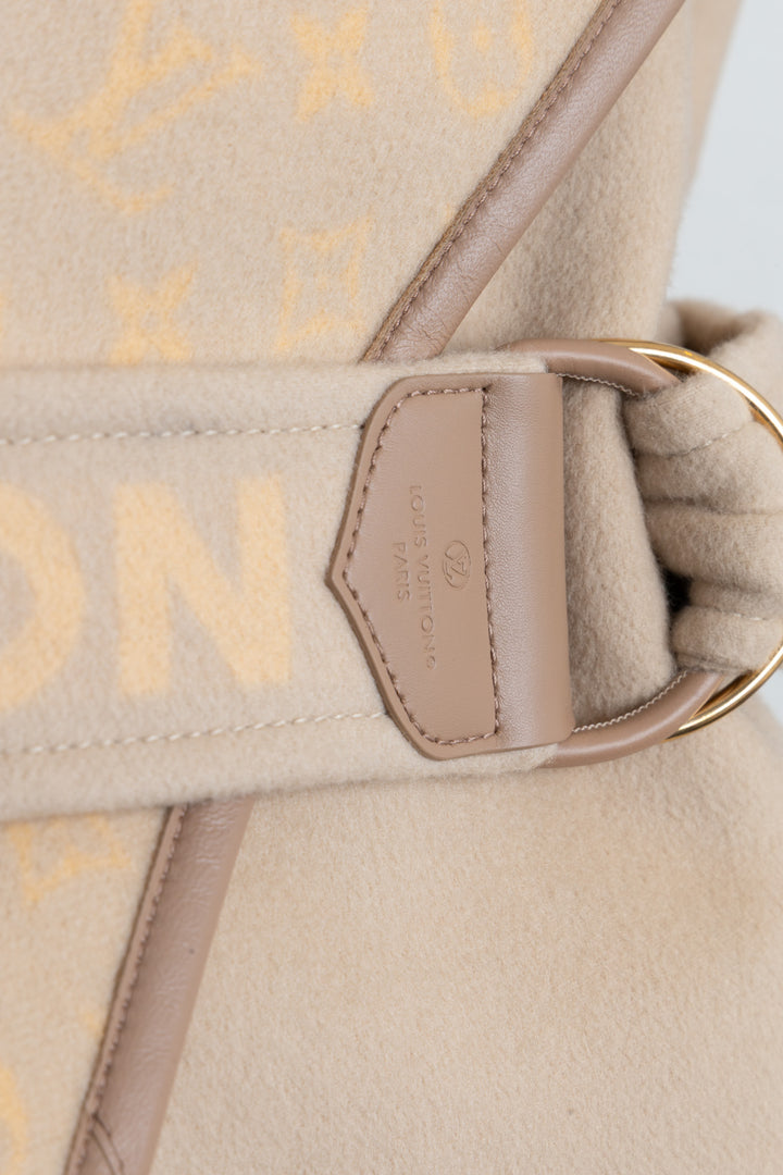 LOUIS VUITTON Belted Hooded Sleeveless Coat Wool Beige