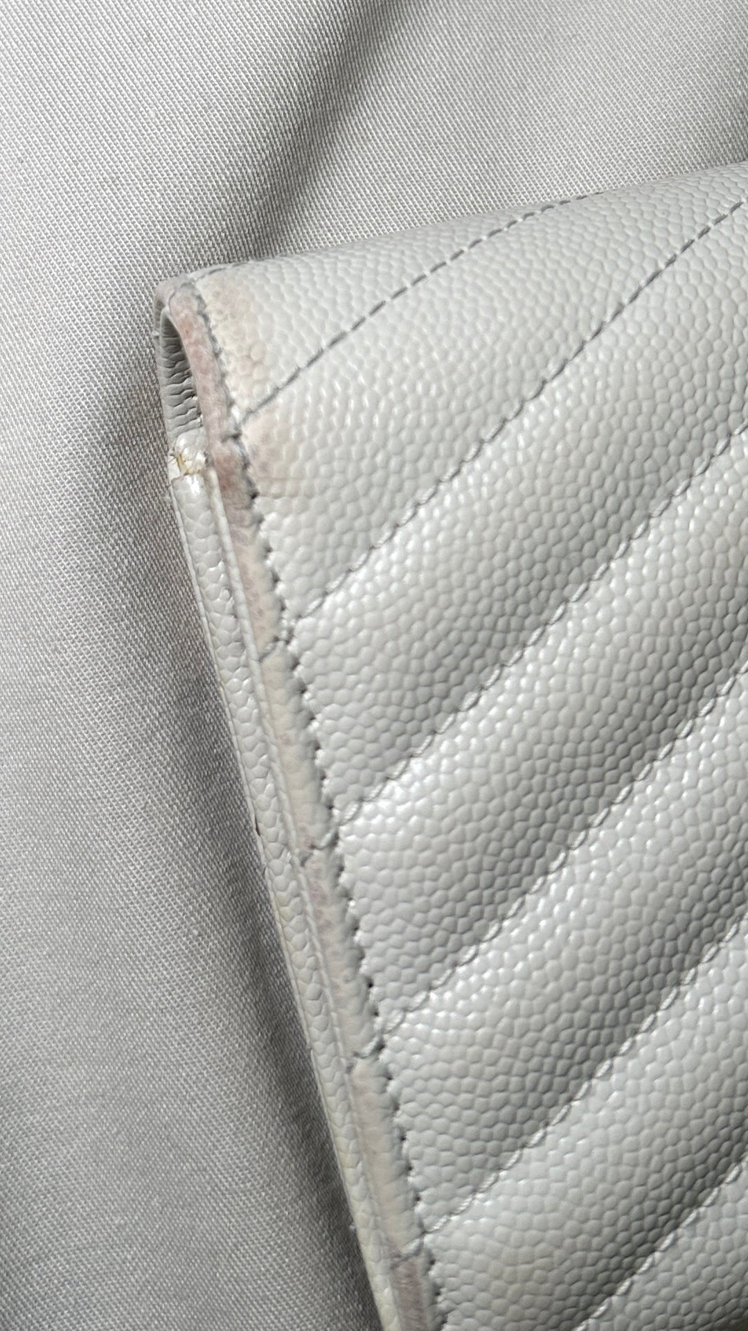 SAINT LAURENT Cassandre Wallet Large Ivory