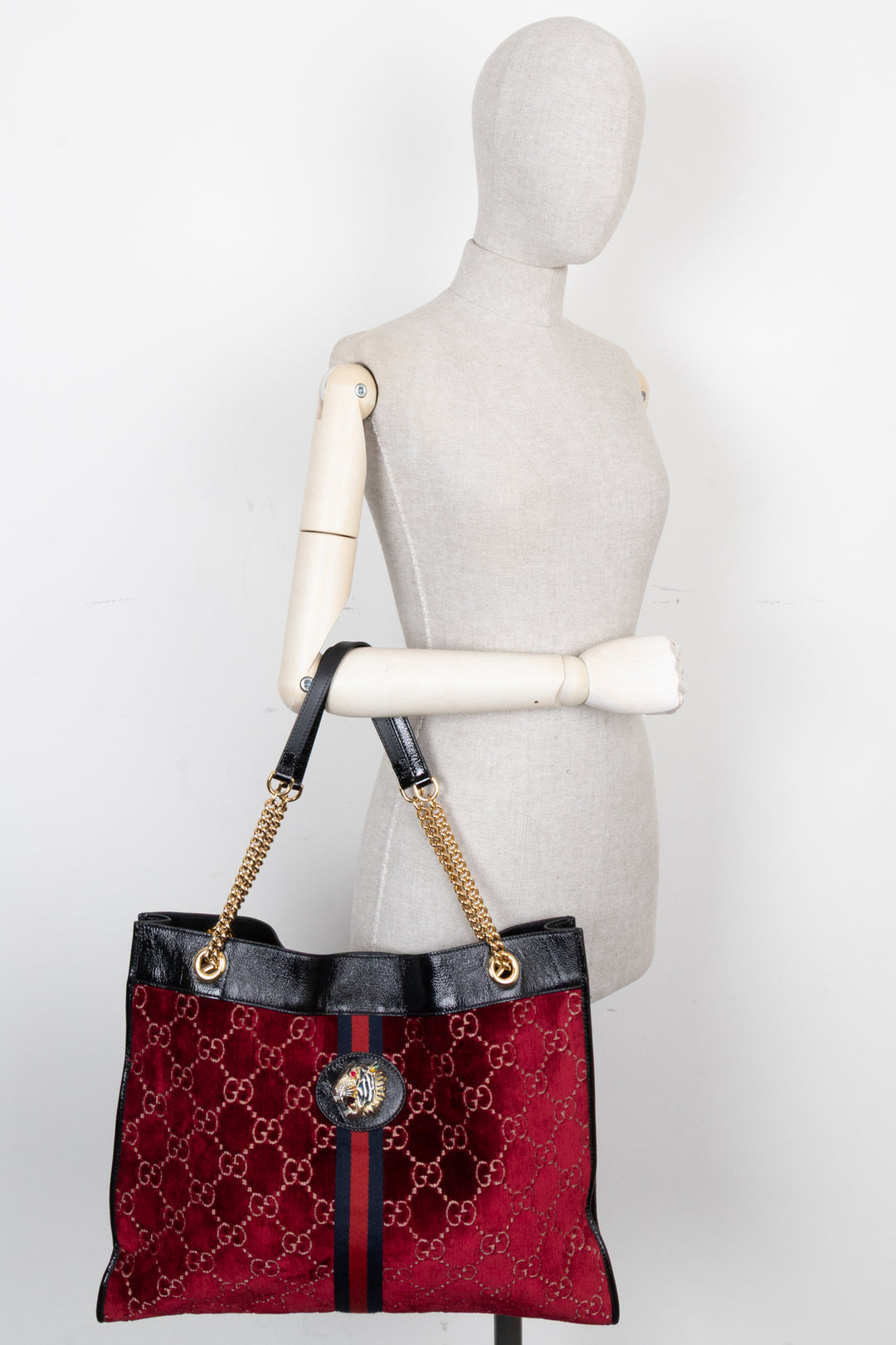 GUCCI Rajah Tote Bag Velvet Red