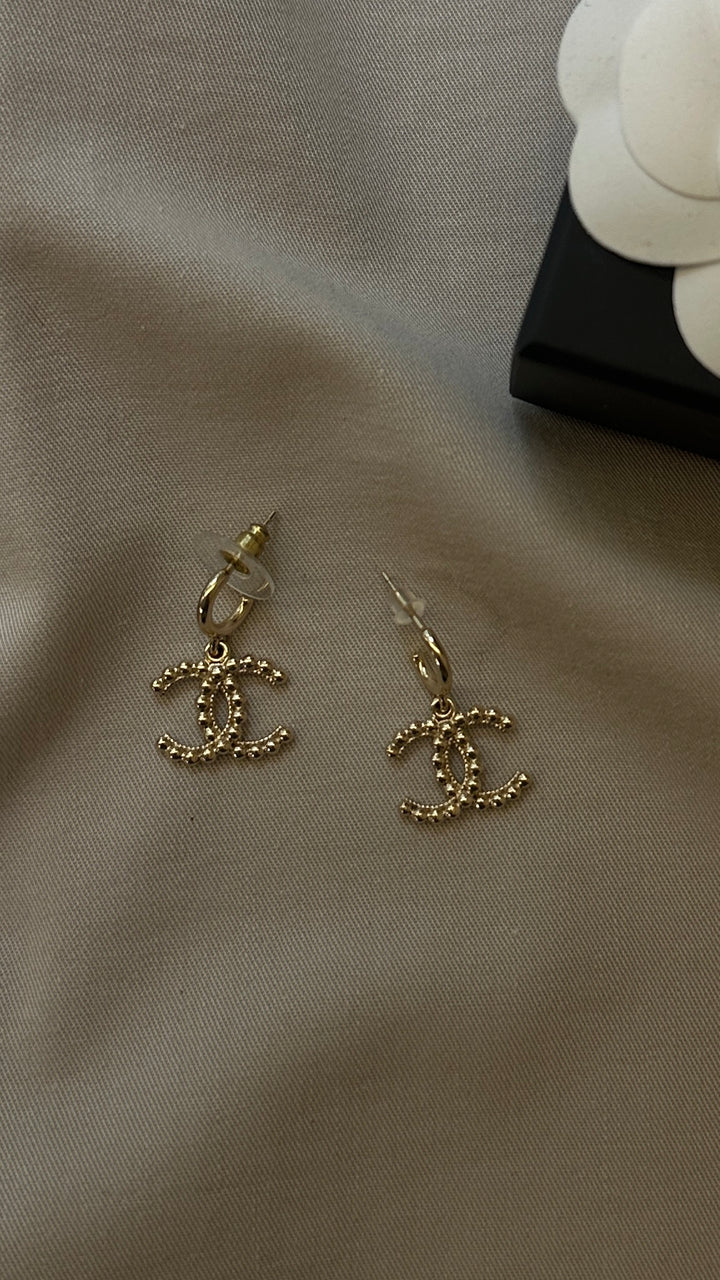 CHANEL 2022 CC Earrings Gold