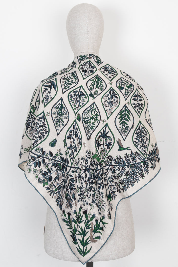 HERMÈS Plantes Officinales Triangle Scarf Green
