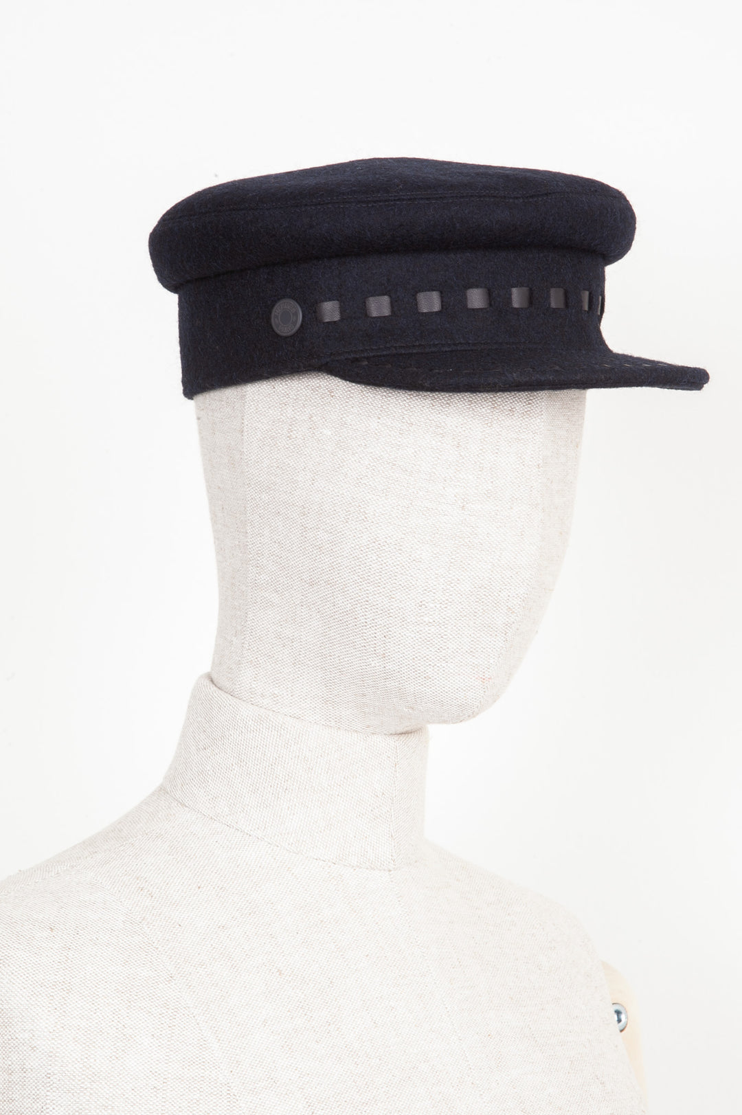 HERMÈS Hat Wool Black