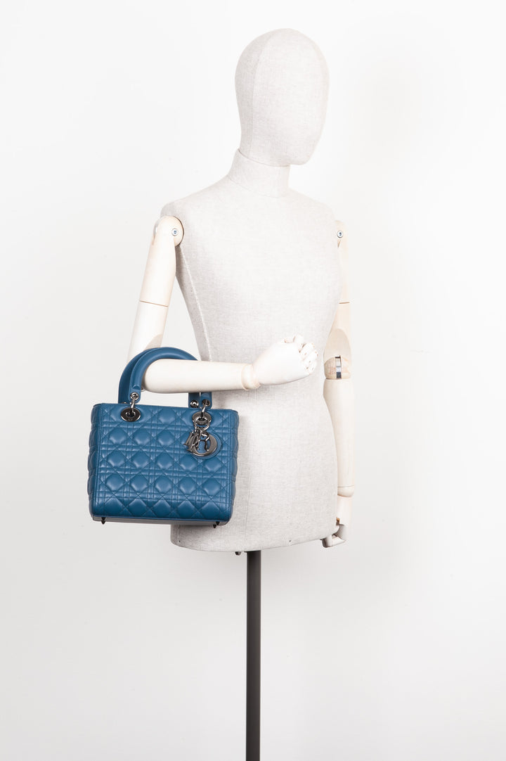 CHRISTIAN DIOR Sac Lady Dior Bleu Moyen