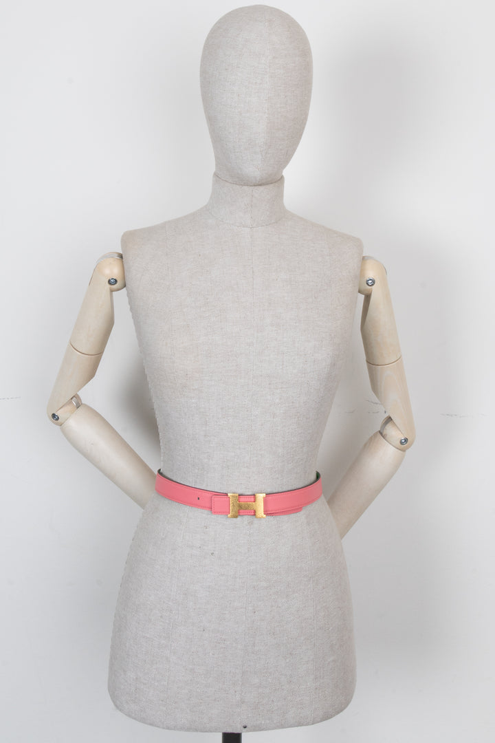 HERMÈS Constance Mini Martelée 24 Ceinture Rose Confetti Menthe