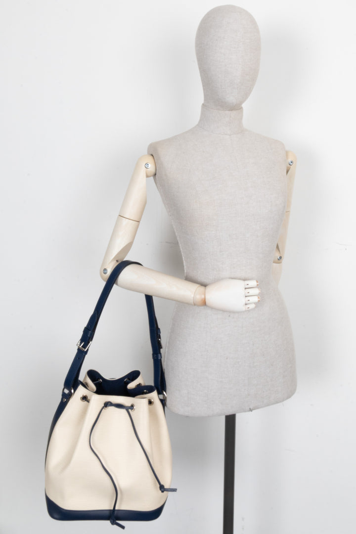 LOUIS VUITTON Petit Sac Noé Epi Cream Navy