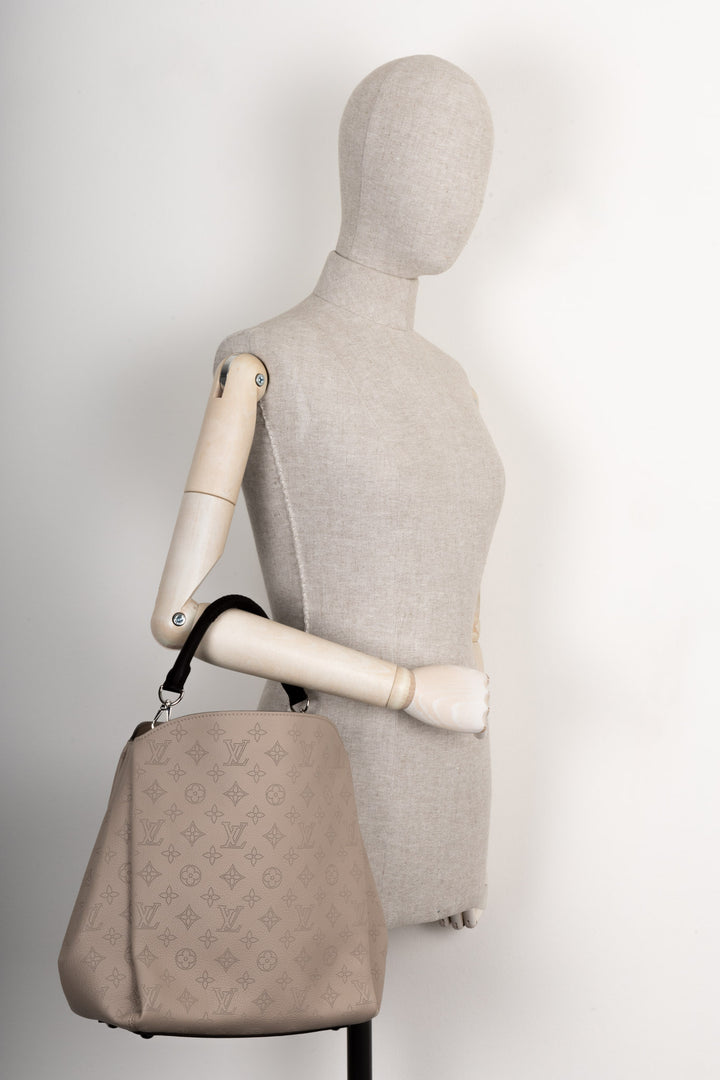 LOUIS VUITTON Babylone Bag Mahina Grey