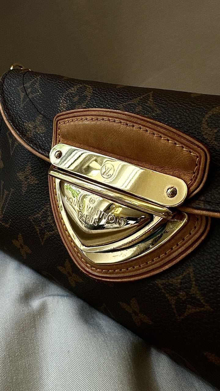 LOUIS VUITTON Beverly Pochette MNG Canvas
