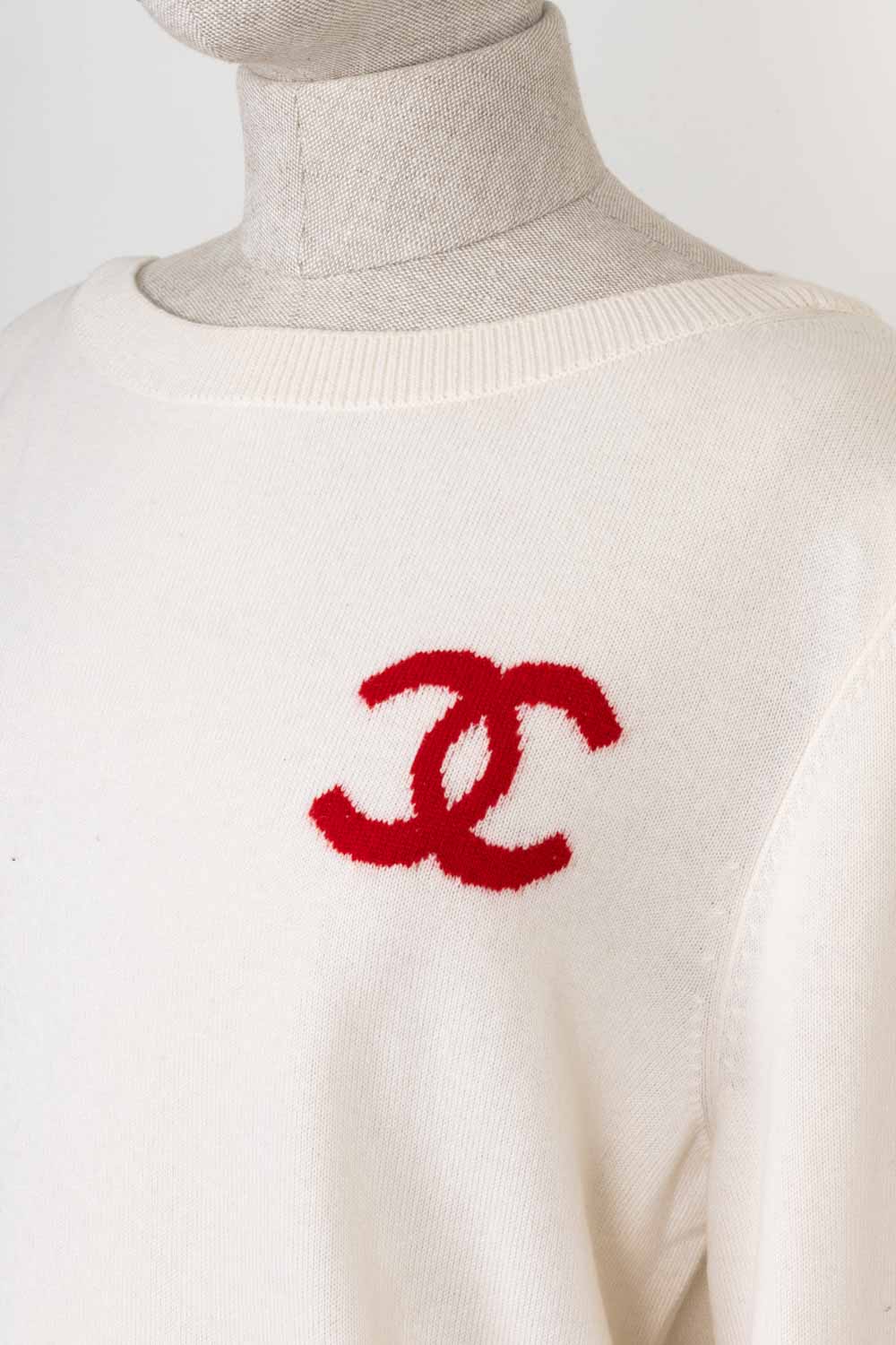 CHANEL La Pausa Knit Cashmere Ivory 2018