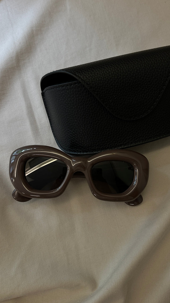 LOEWE Sunglasses Brown LW40117I