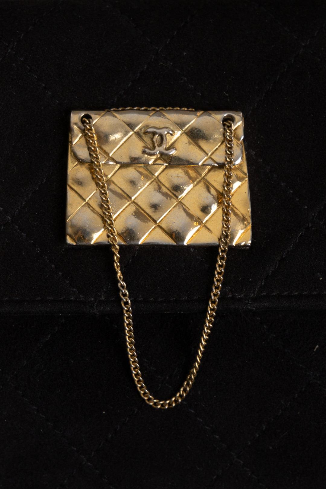 CHANEL Vintage Petit Crossbody Flap Bag Black