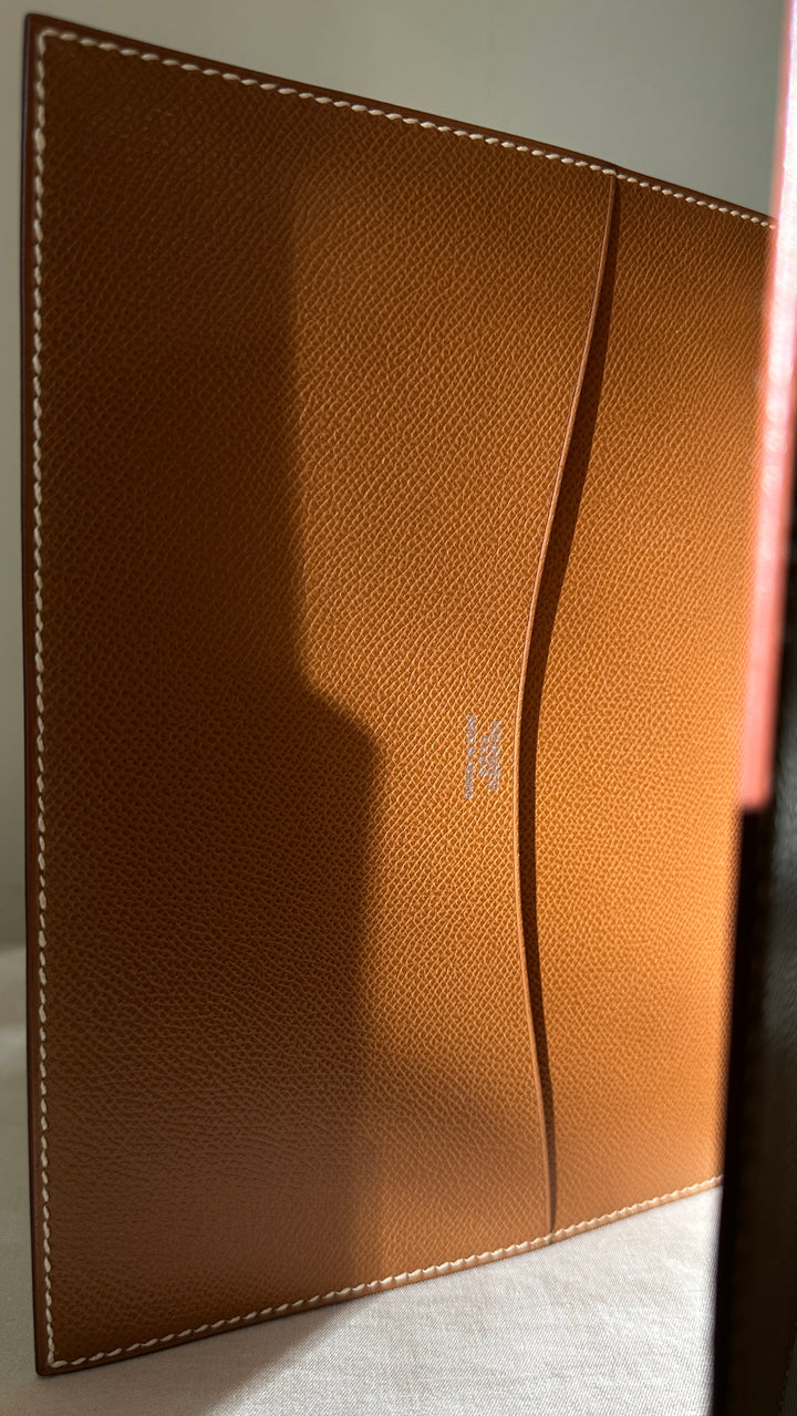 HERMES Globe Trotter Agenda Courchevel Gold