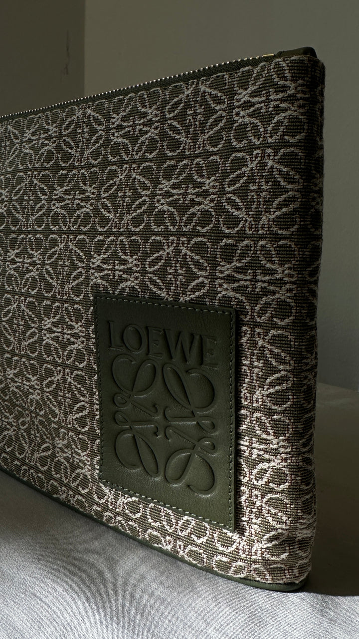 LOEWE Oblong Pouch Olive