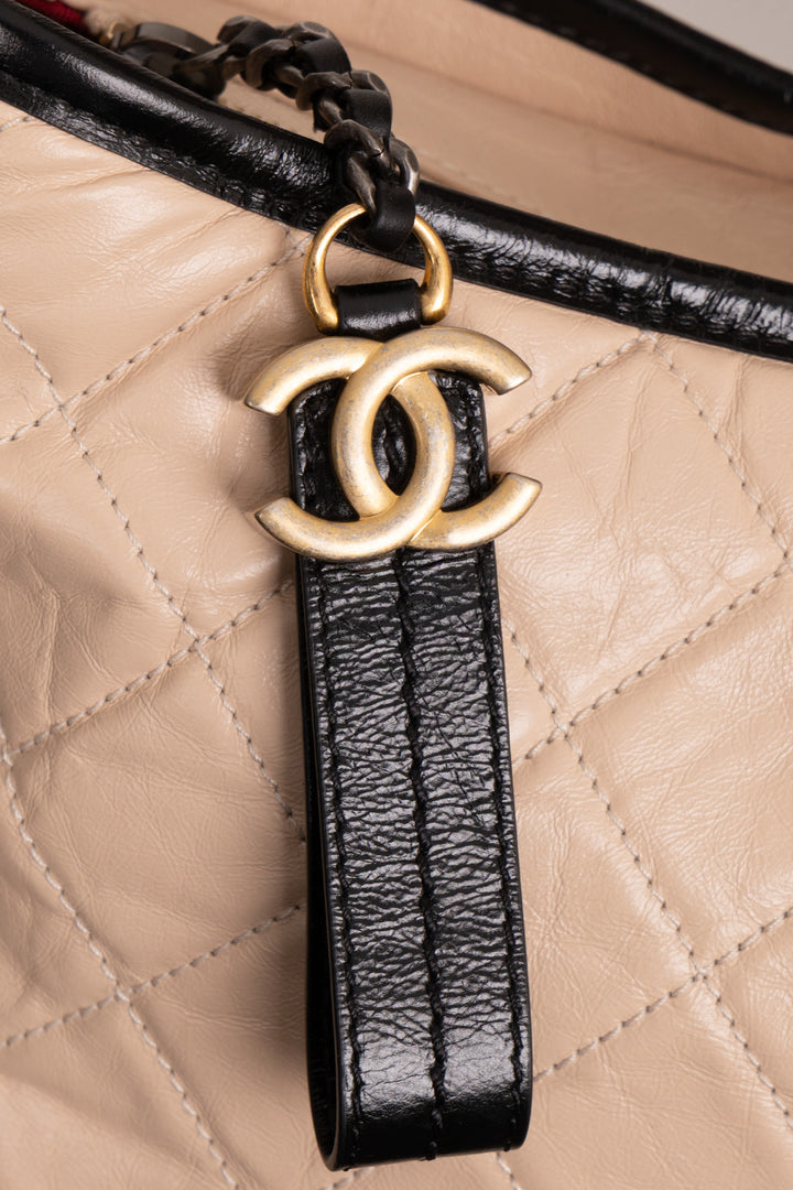 CHANEL Gabrielle Cuir Nude Moyen