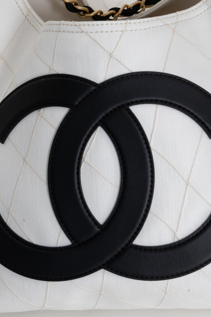 CHANEL by Matthieu Blazy 2026 Small Coco Beach Tote Canvas White