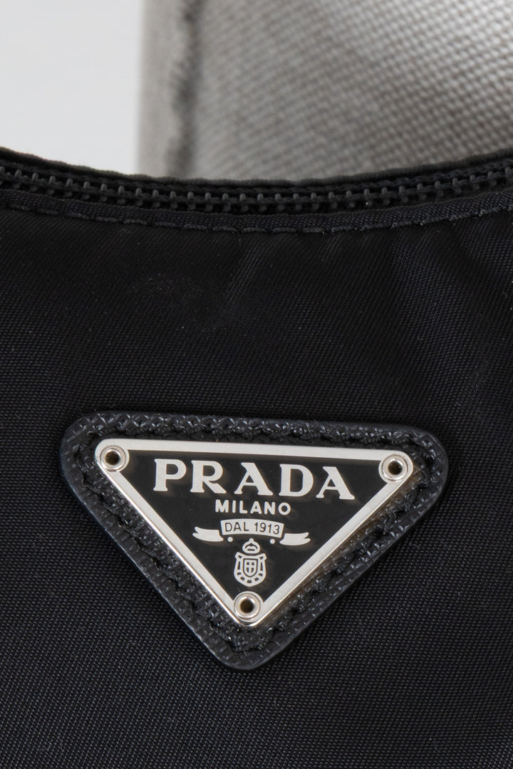 PRADA Re-Edition 2000 Nylon Bag Black