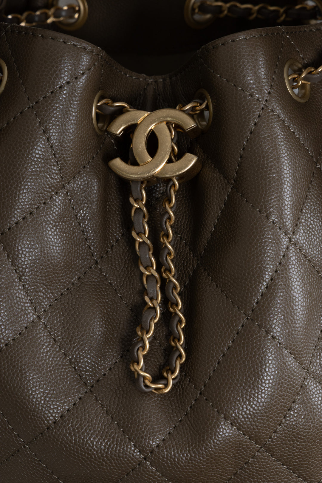 CHANEL 25 Small Caviar Leather Khaki