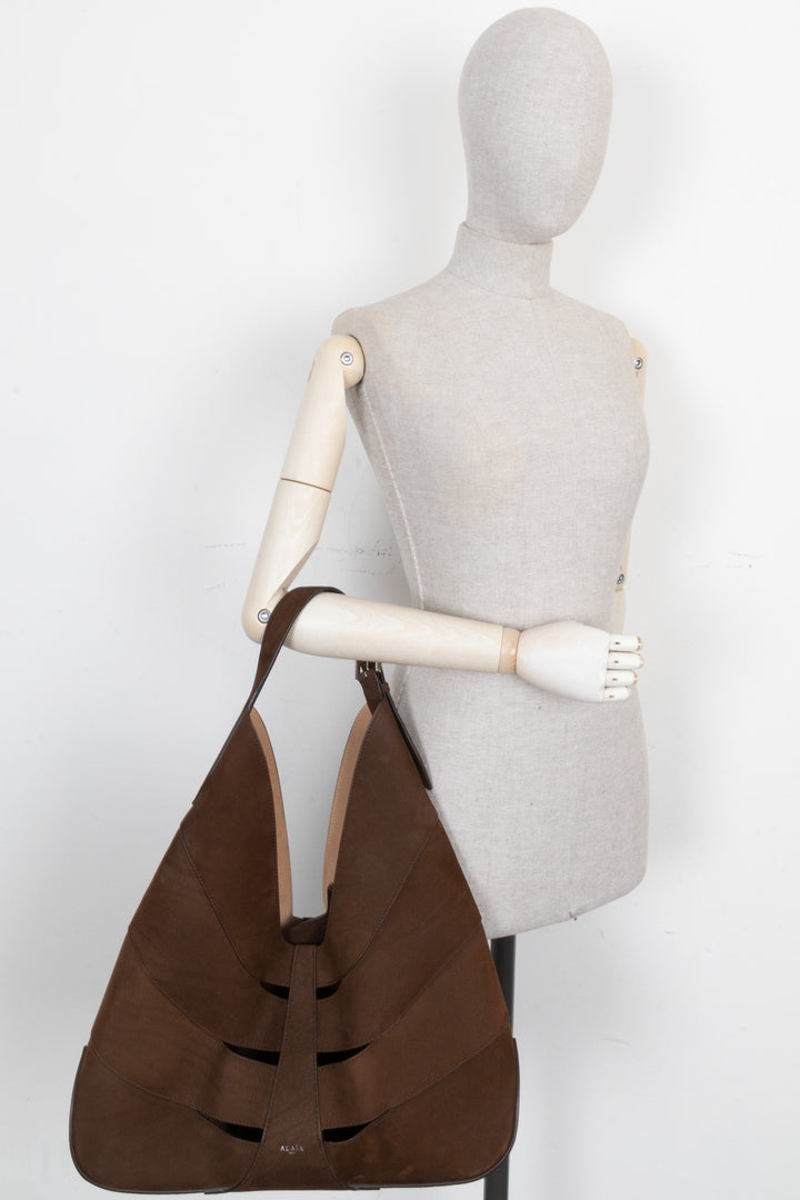 ALAÏA Delta Hobo Bag Suede Brown