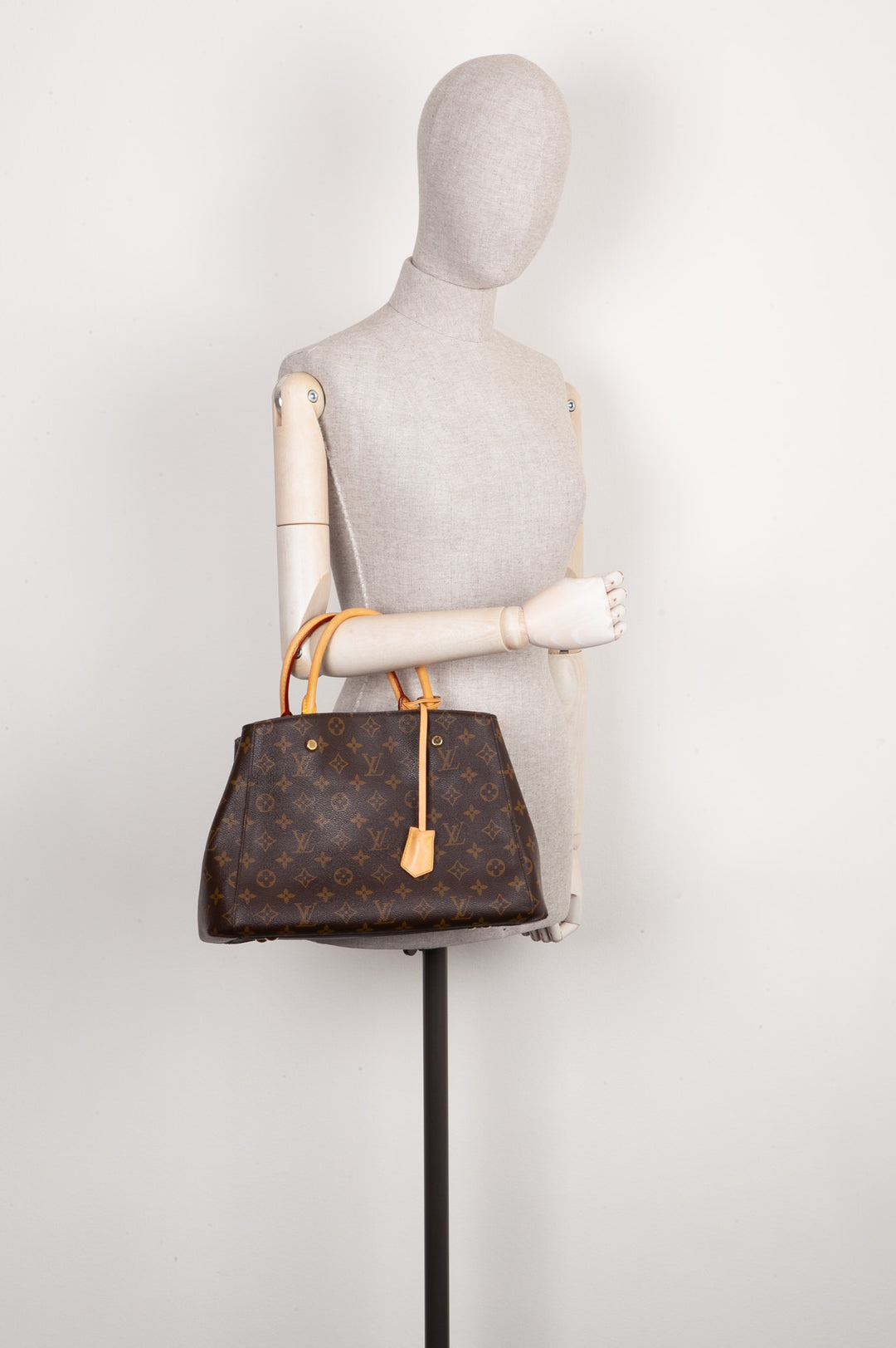 LOUIS VUITTON Montaigne MM  Bag MNG 2014