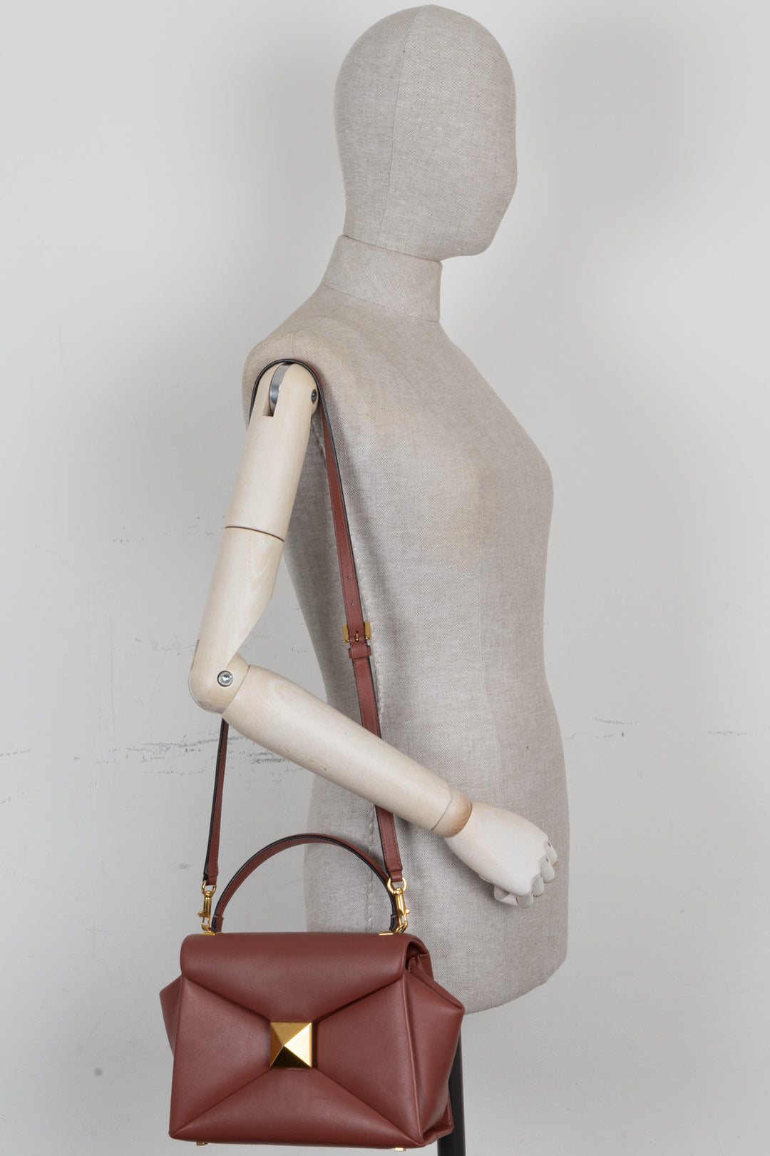 VALENTINO One Stud Top Handle Bag Blush