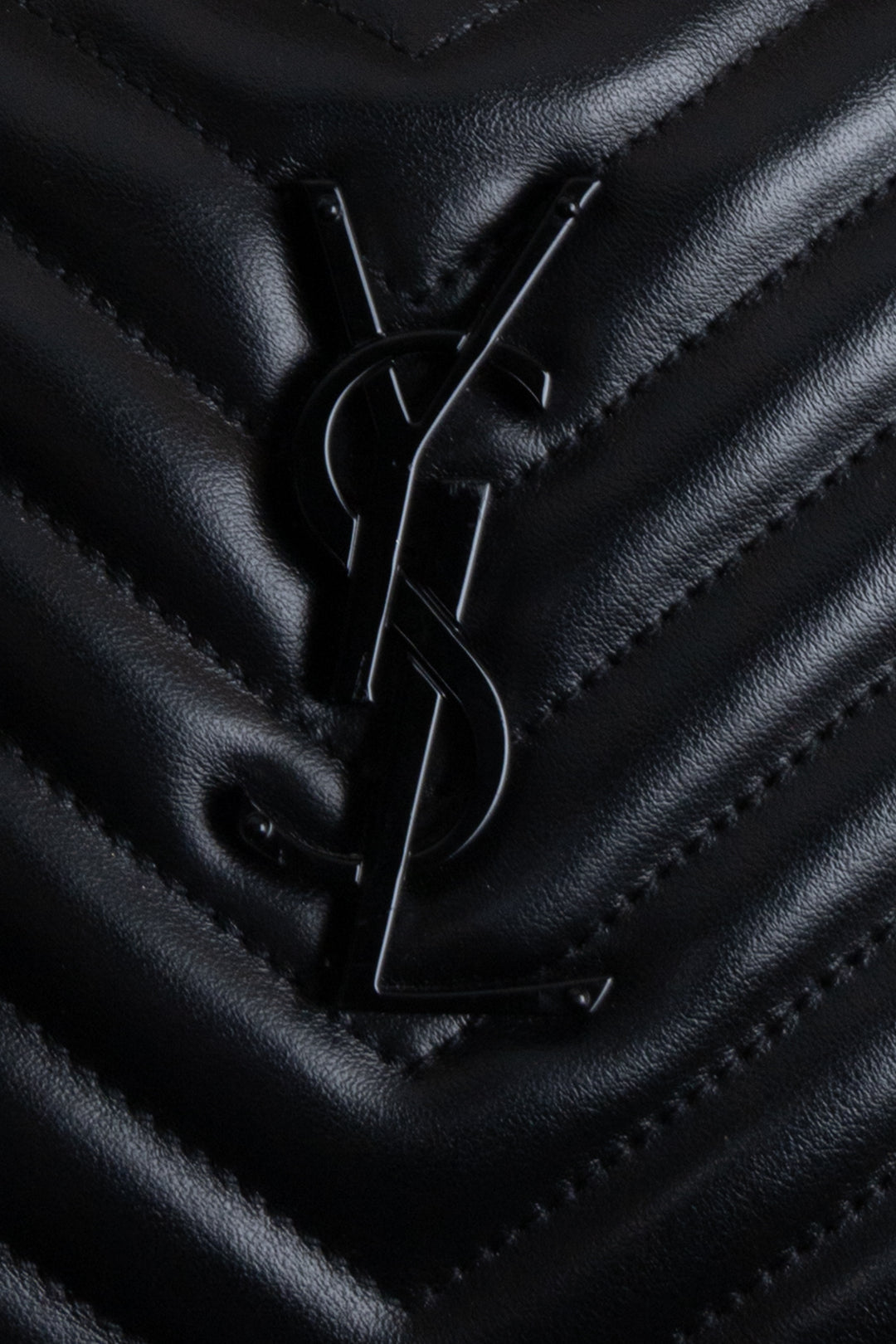 SAINT LAURENT Lou Camera Bag Black