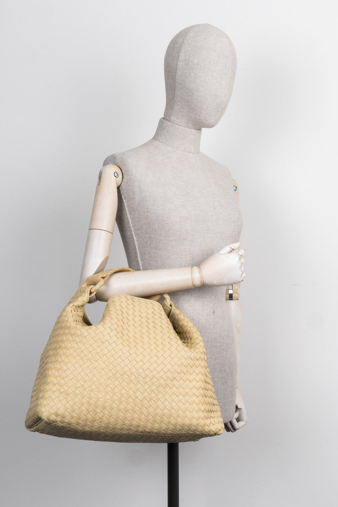 BOTTEGA VENETA Hobo Bag Intrecciato Cream