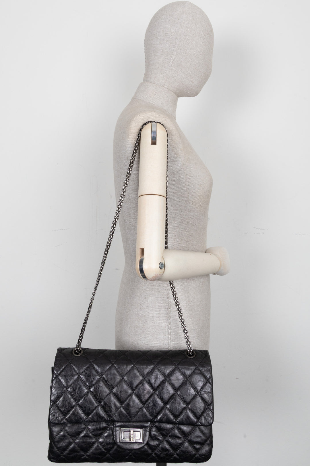 CHANEL 2.55 Reissue Bag Large Metallic Black