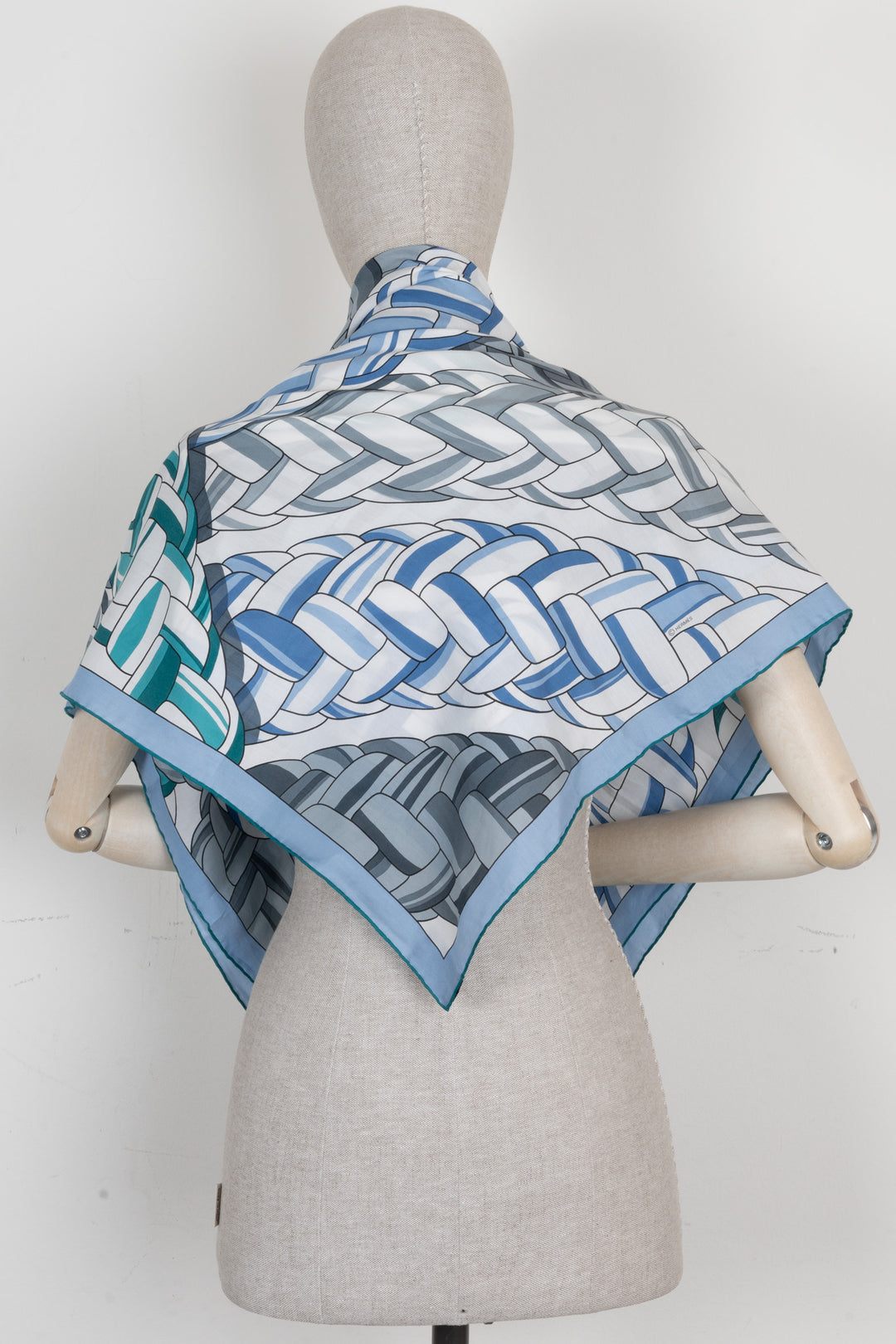 HERMÈS Carrik Bend 101 Scarf Cotton
