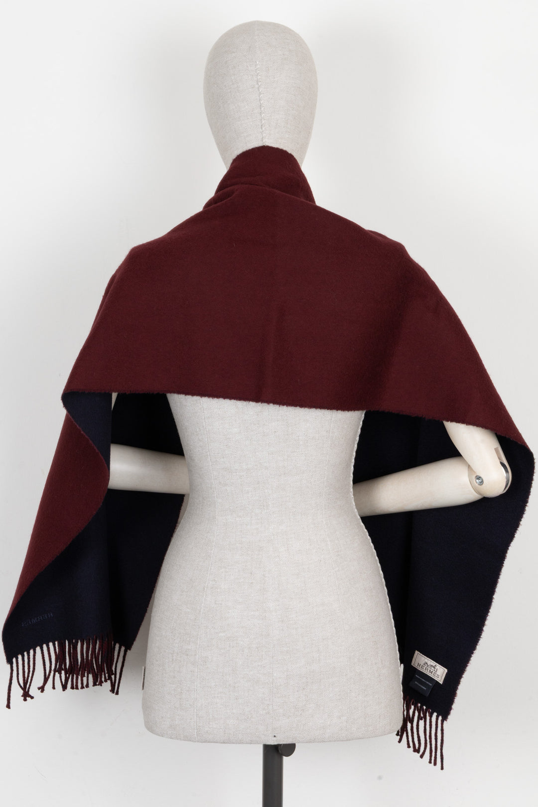 HERMÈS Double Face Fringed Scarf Cashmere Burgundy