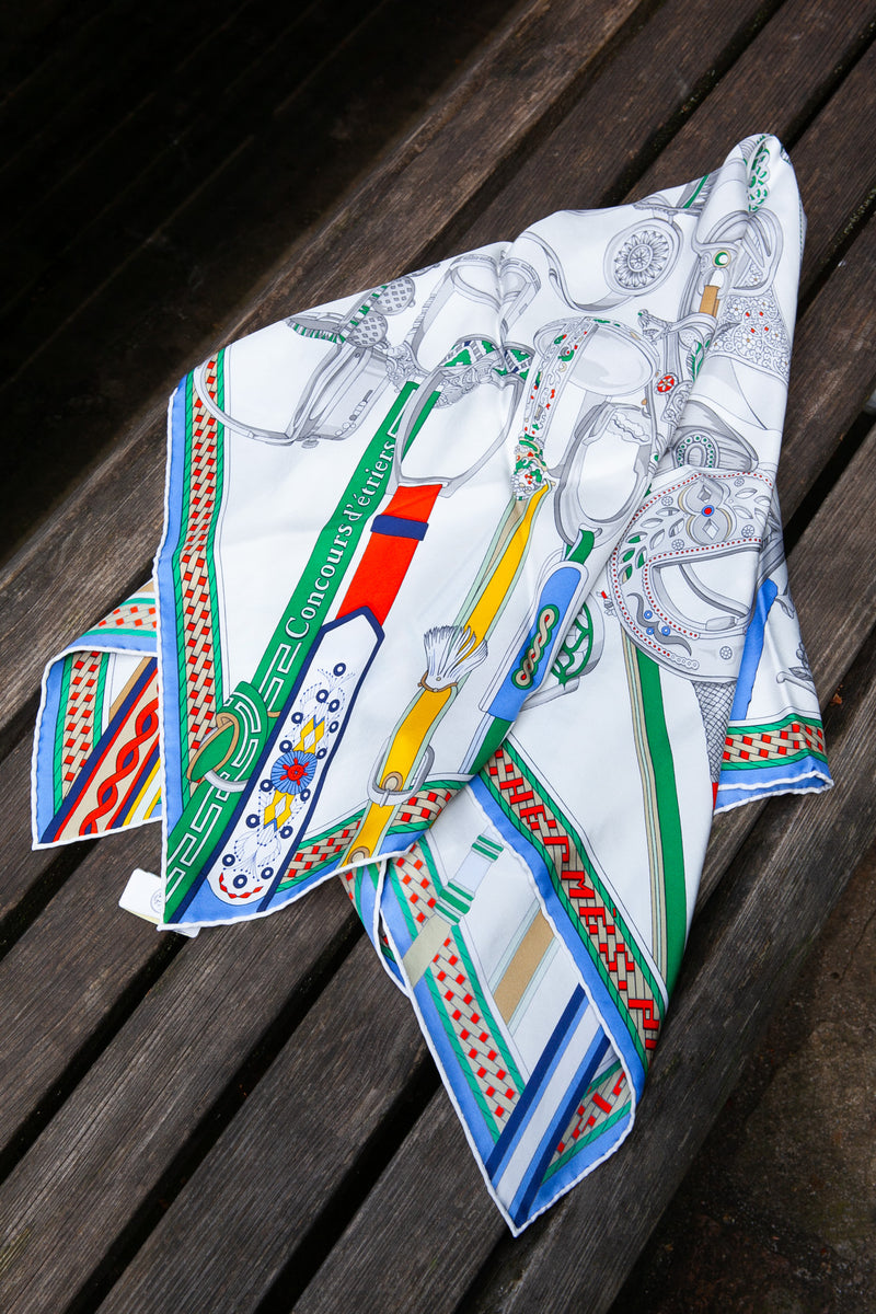 HERMÈS Carré Concours D'Etriers White