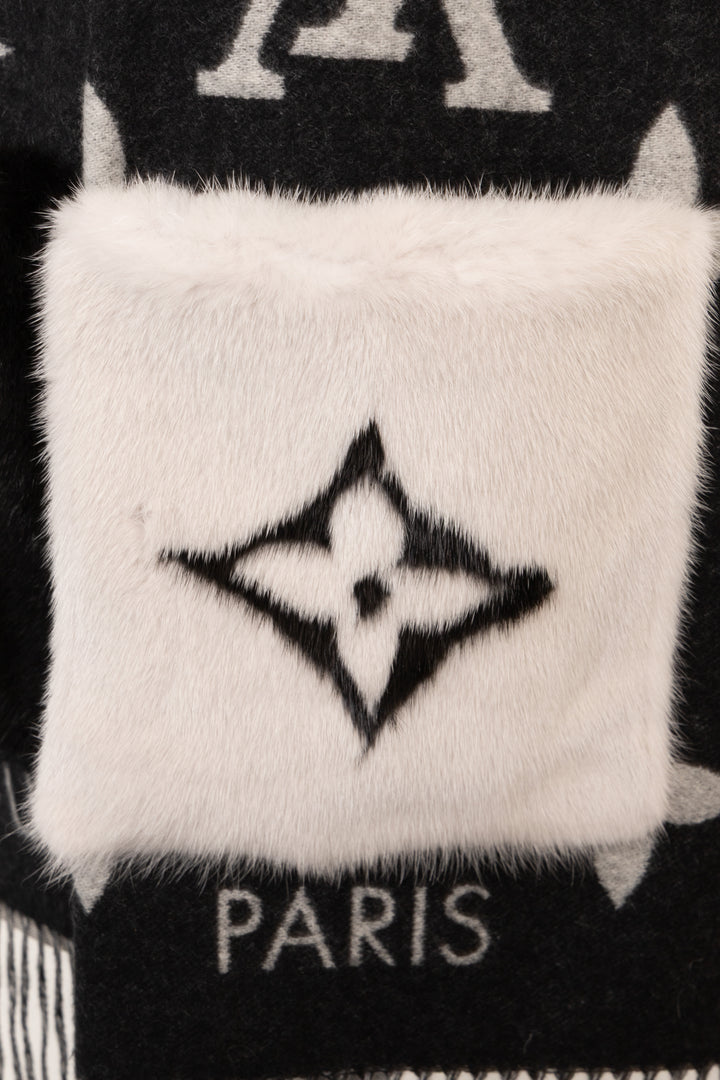 LOUIS VUITTON Cold Reykjavik Mink Pocket Scarf Cashmere Black
