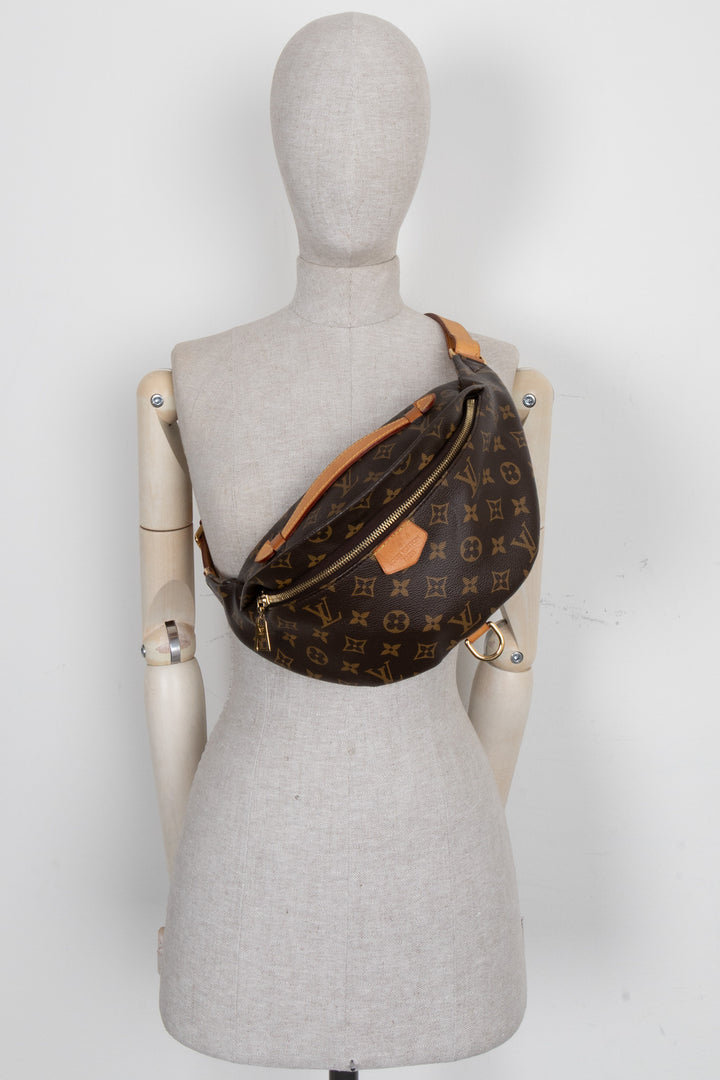 LOUIS VUITTON Bum Bag MNG Canvas
