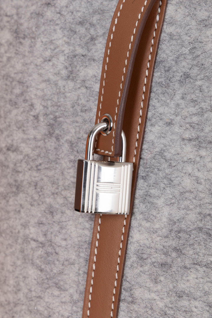 HERMÈS Picotin Lock 18 Light Grey Gold Felt Grey