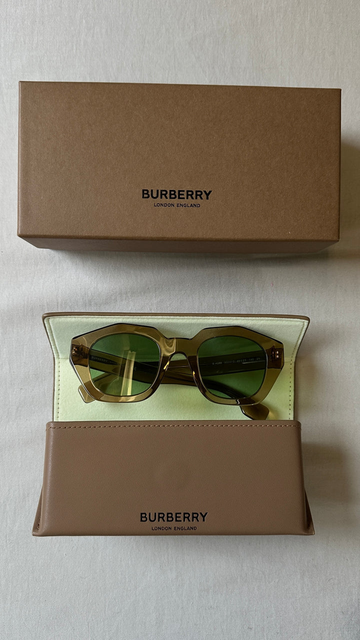 BURBERRY Sunglasses B4288