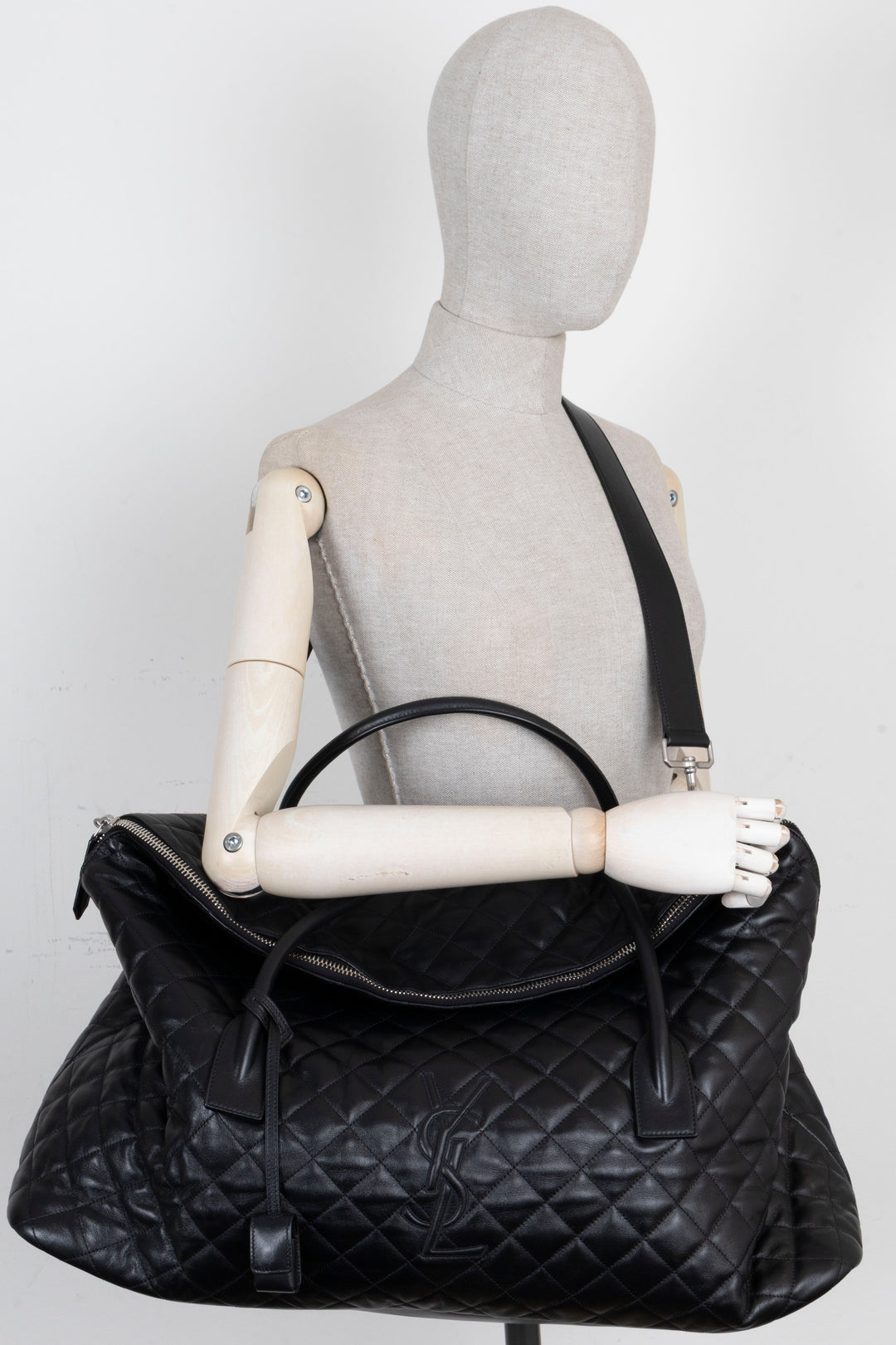 SAINT LAURENT Quilted ES Giant Travel Bag Leather Black