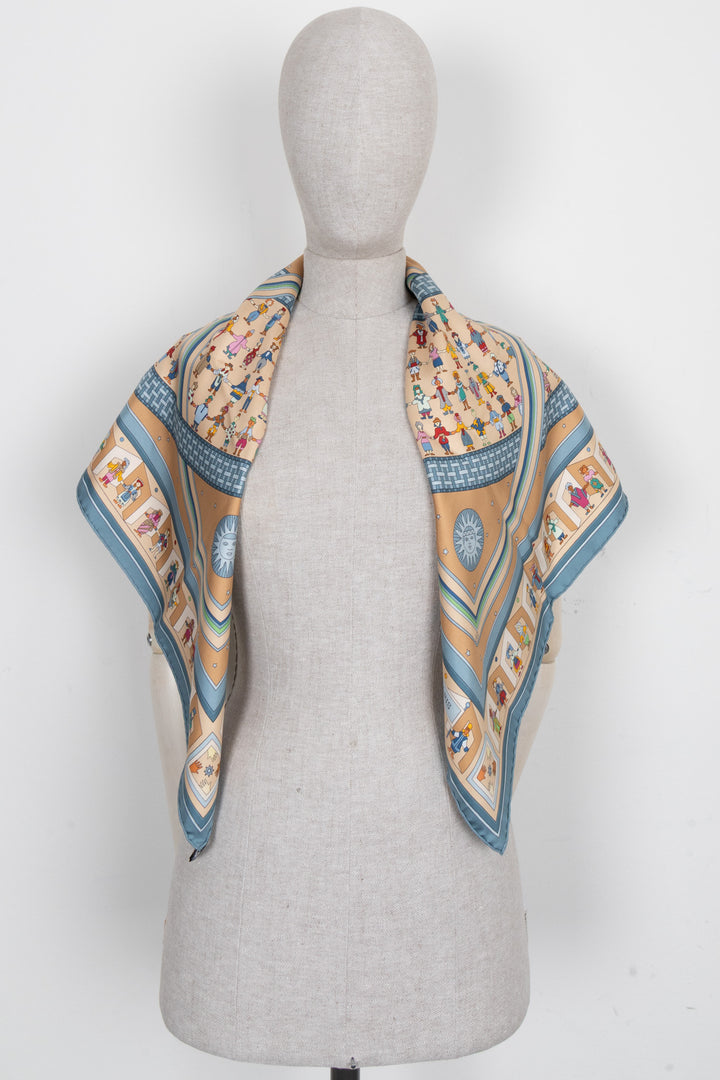 HERMÈS Donner La Main 90 Scarf Beige Blue