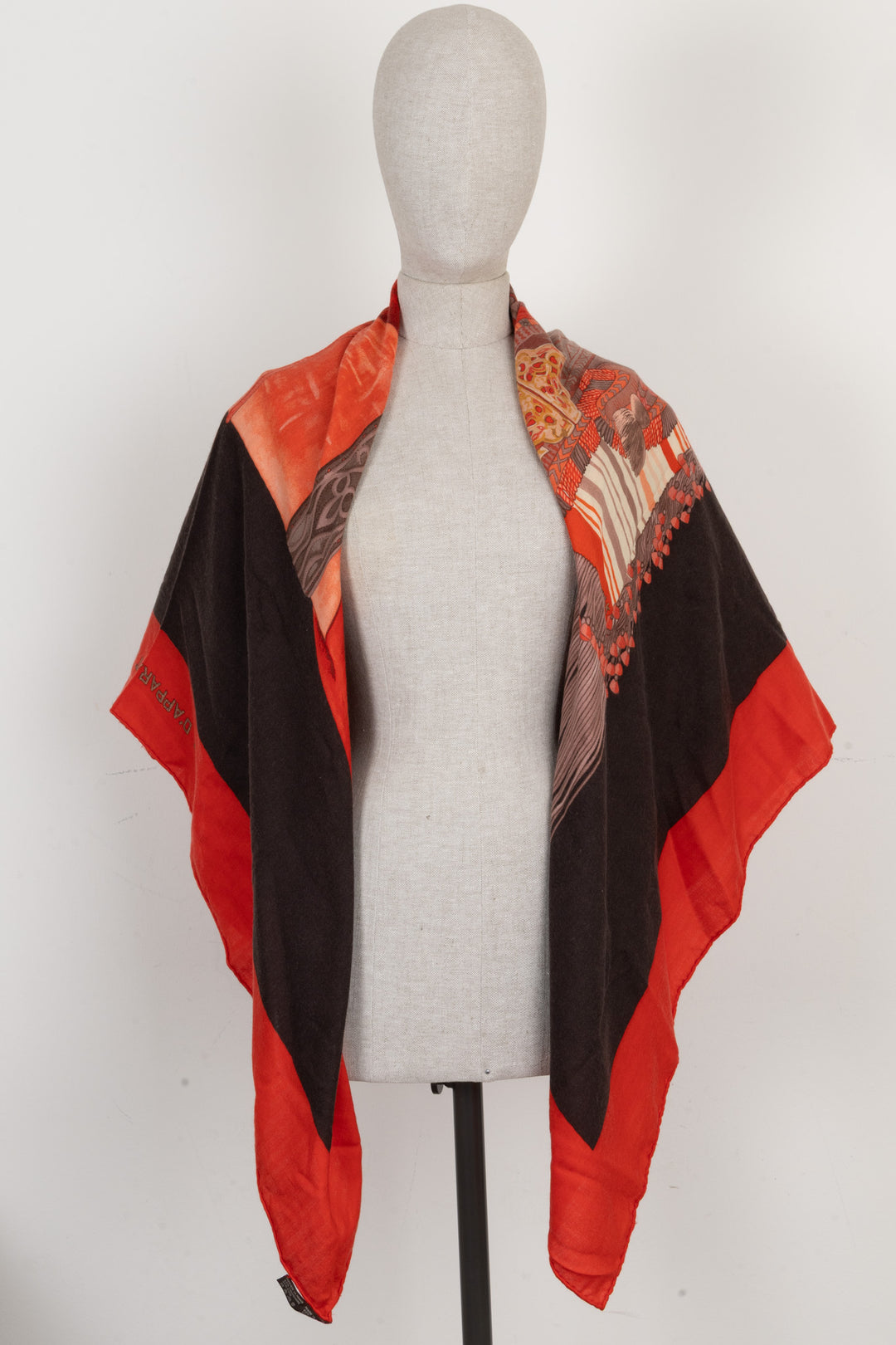HERMÈS Selle d'Apparat Marocaine Scarf 140 Cashmere Red