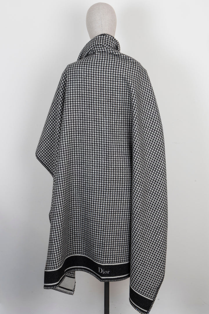 CHRISTIAN DIOR Houndstooth Wool Blanket Dark grey