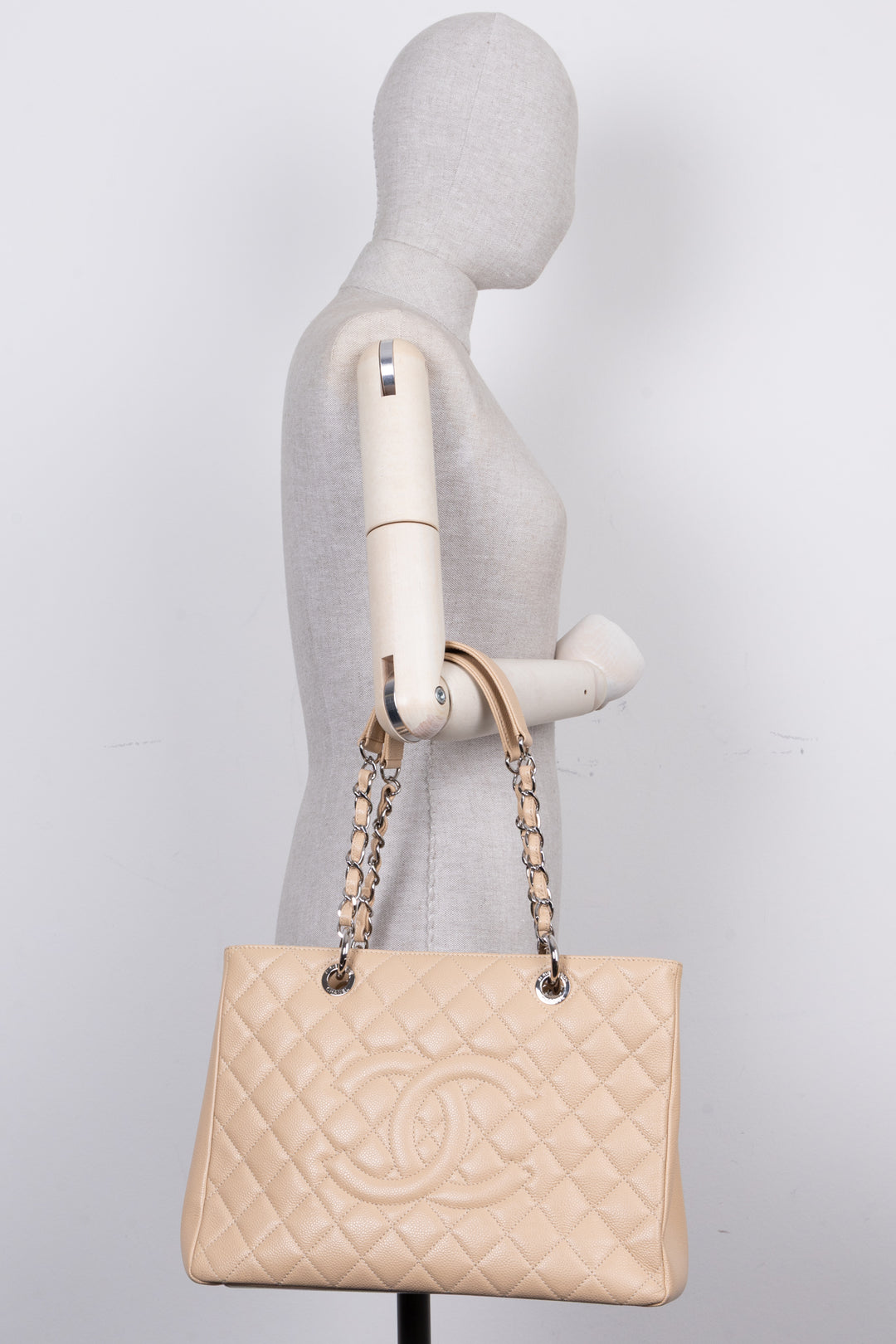 CHANEL GST Tote Bag Caviar Beige