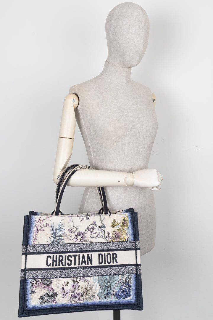CHRISTIAN DIOR Medium Book Tote Panelli Embroidery