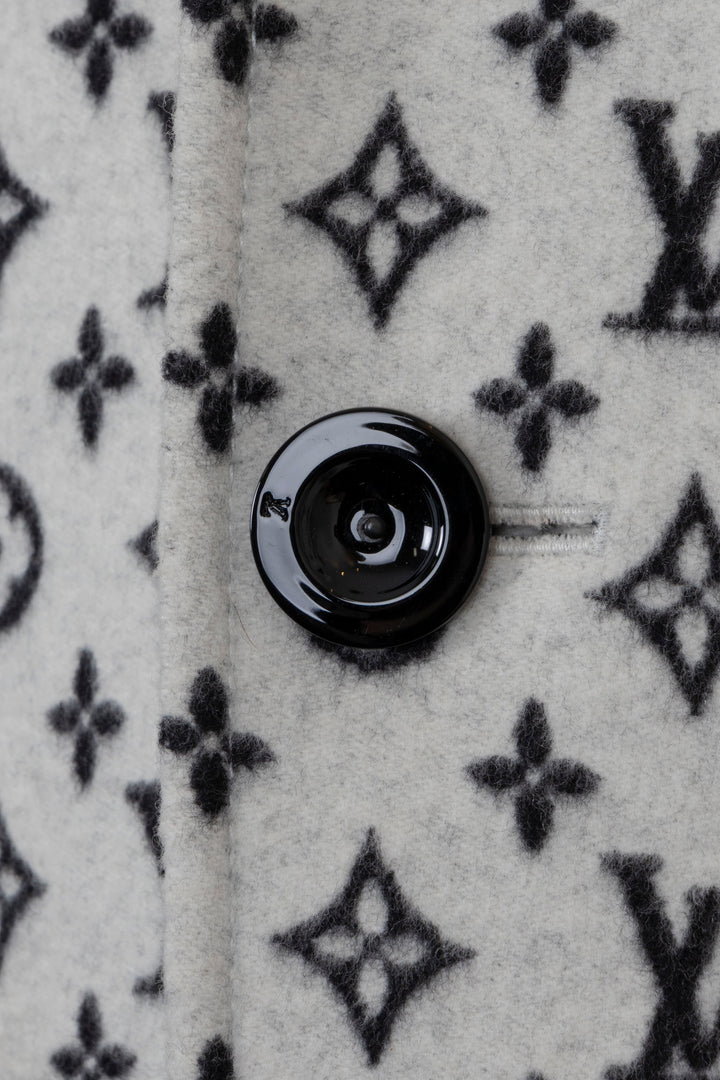 LOUIS VUITTON Reversible Leather Detail MNG Short Coat Wool Light grey