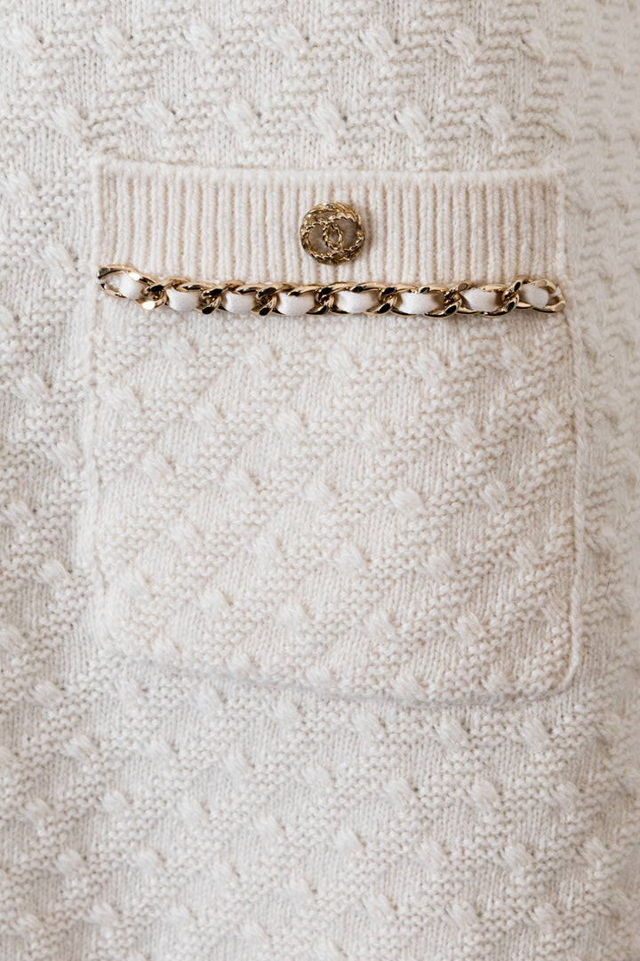 CHANEL 2022 Robe en maille sans manches Cachemire Ivoire