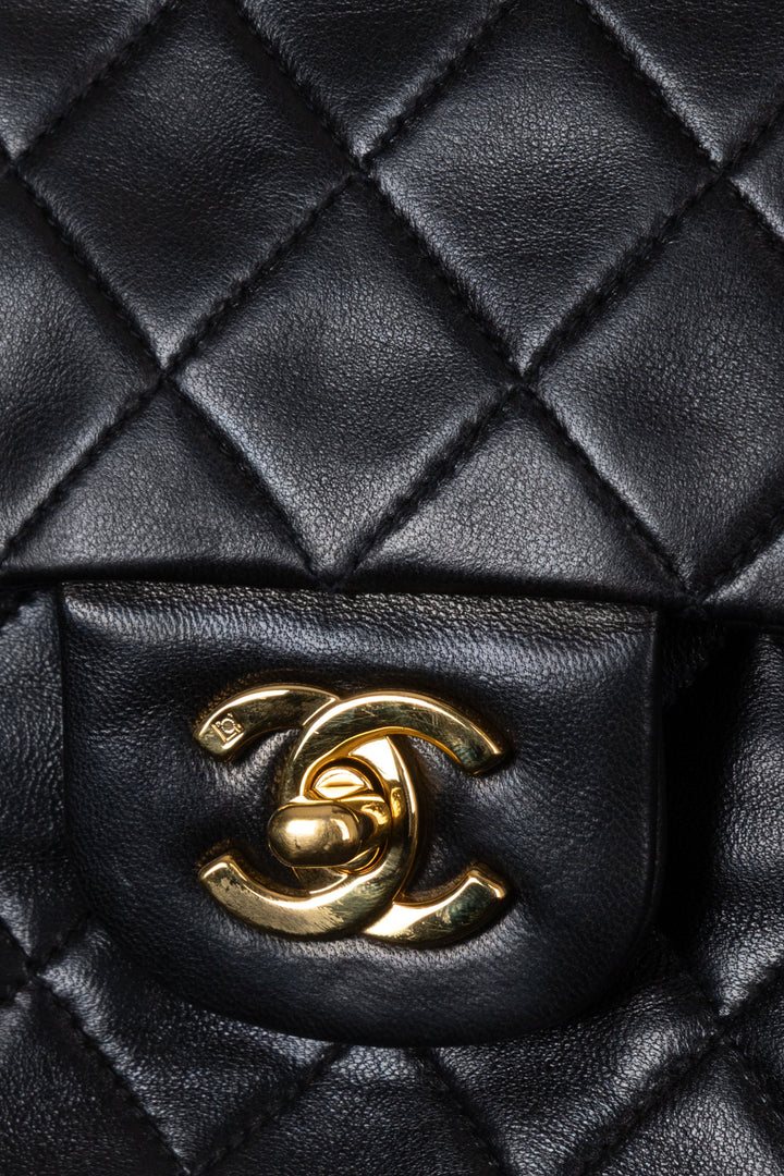 CHANEL Vintage Medium Double Flap Bag Black