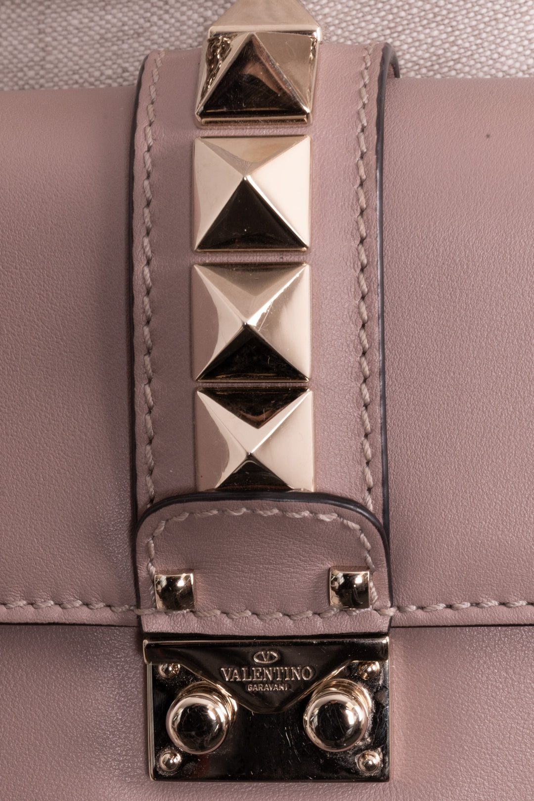 VALENTINO Glam Lock Bag Small Leather Blush Pink